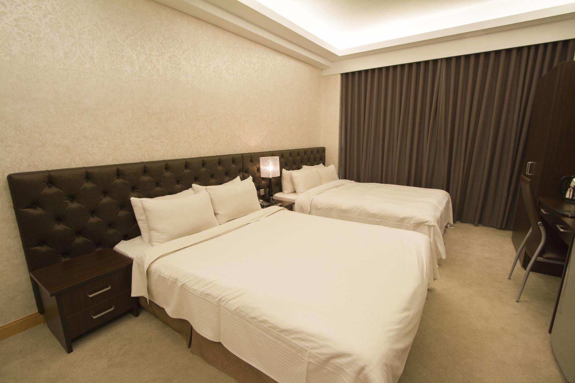 Hunt Champion Hotel ไถจง ภายนอก รูปภาพ