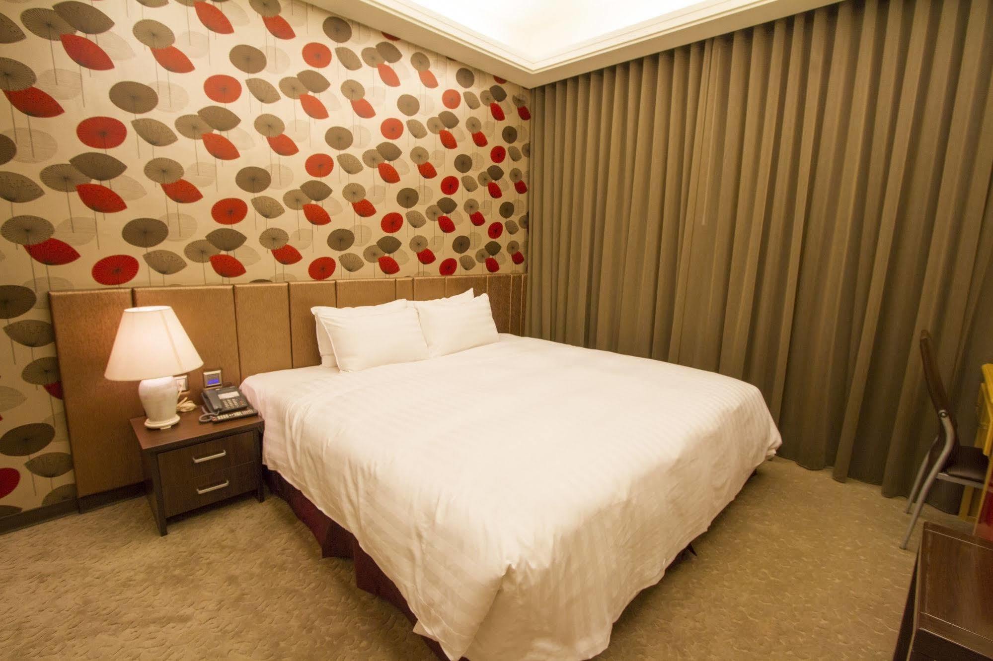 Hunt Champion Hotel ไถจง ภายนอก รูปภาพ